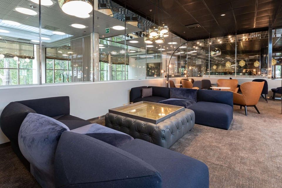 Bar/lounge