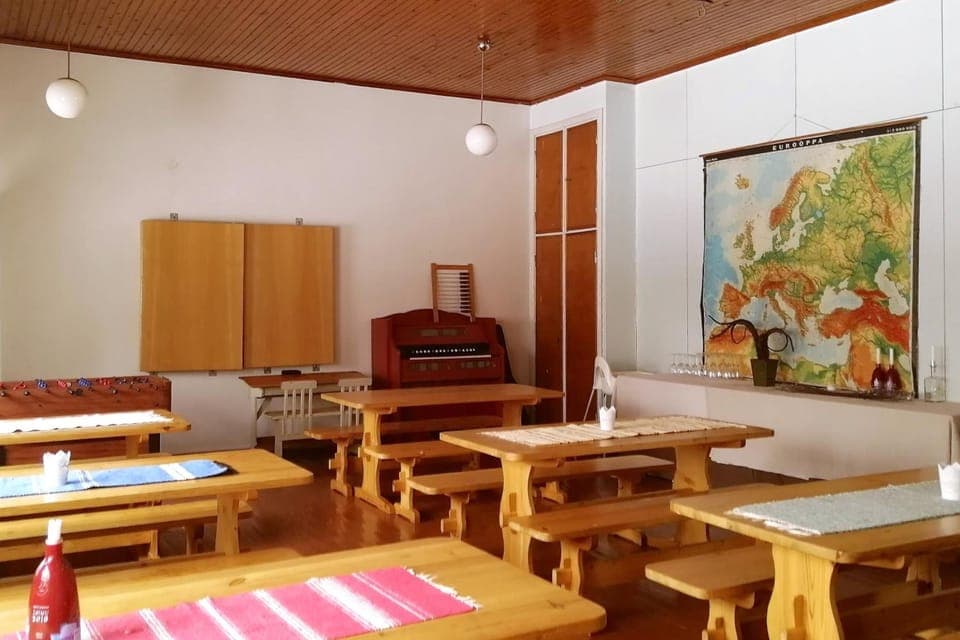 Banquet hall