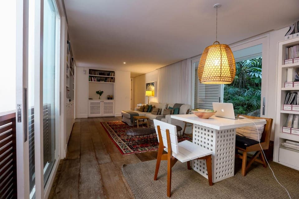 Tropical Contemporary Suites Hotel in Paraty