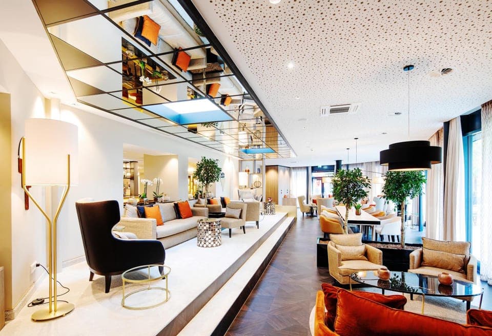 Bar/lounge