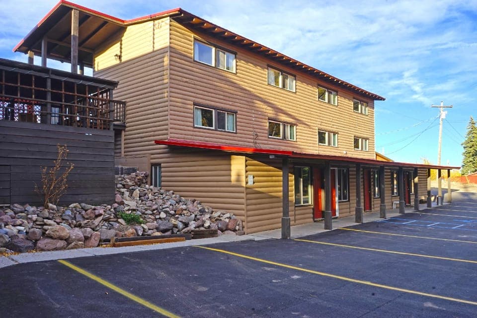 Four Seasons Lodge Lodge in South Fork