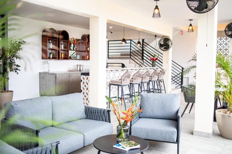 Bar/lounge