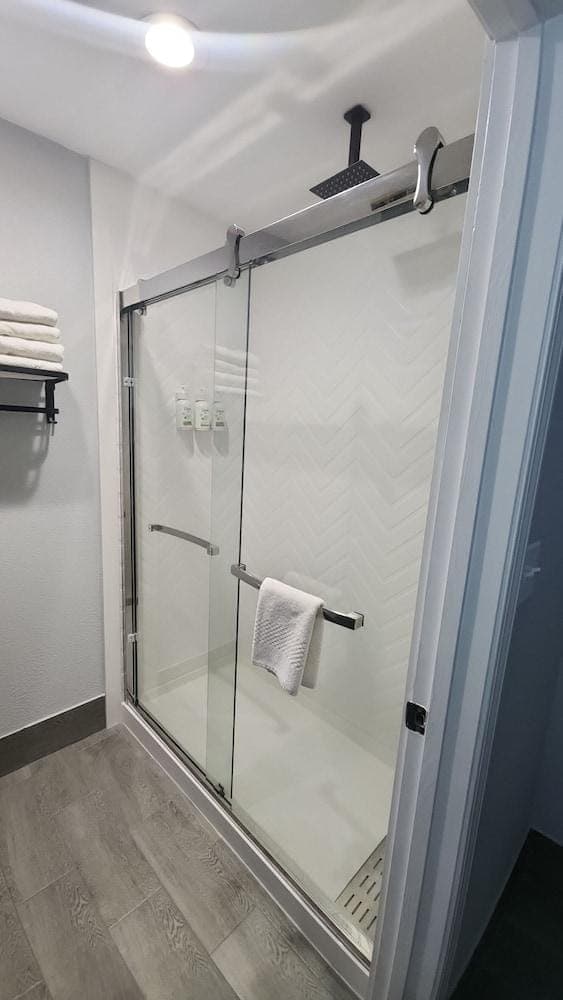 Baymont By Wyndham South Bend Hotel in Roseland