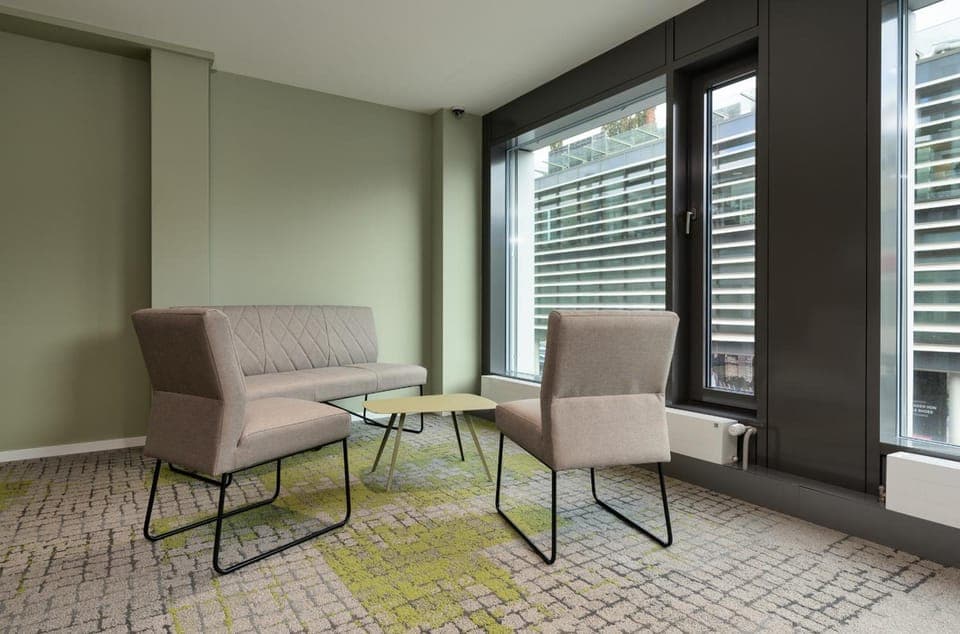 Shared lounge/TV area