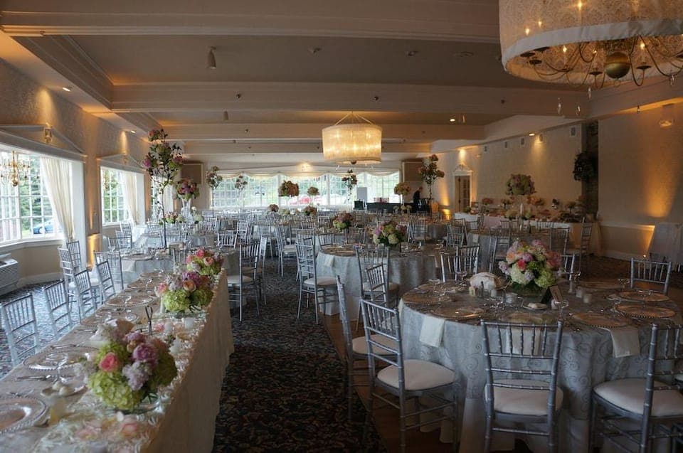 The Historic Summit Inn Hotel in Pennsylvania