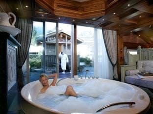 Hot tub