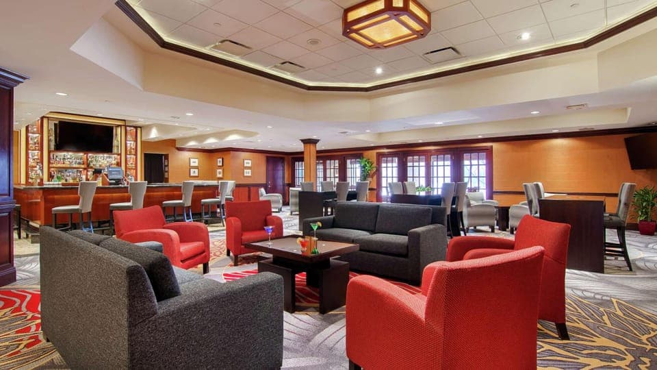 DoubleTree by Hilton Lisle Naperville Hotel in Lisle