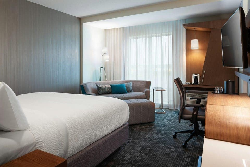 Guestroom