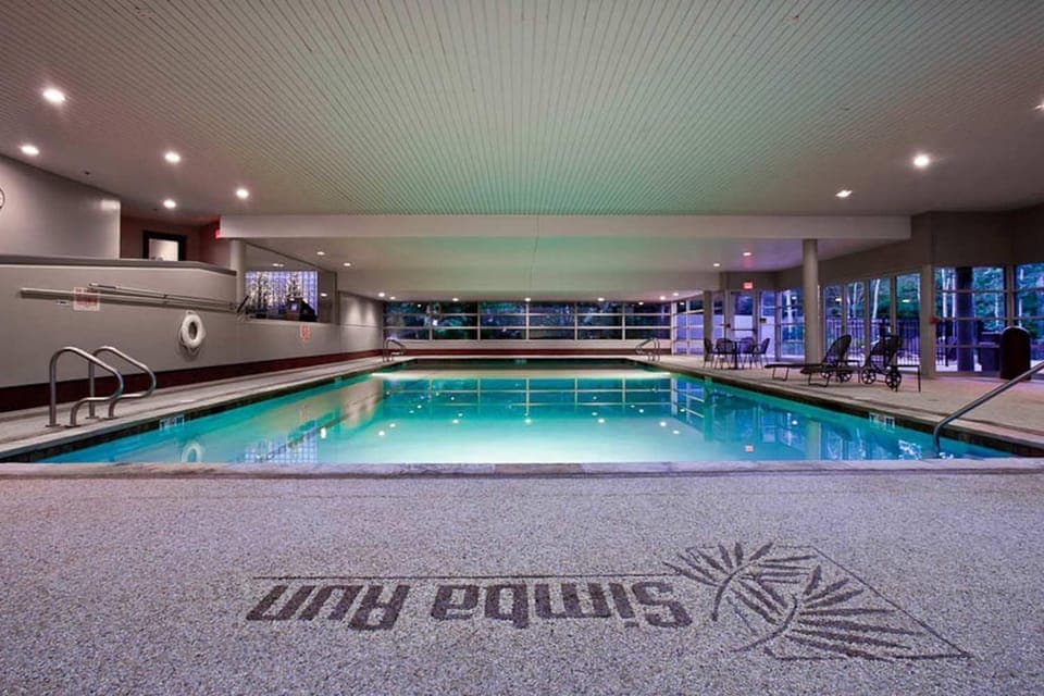 Swimming pool