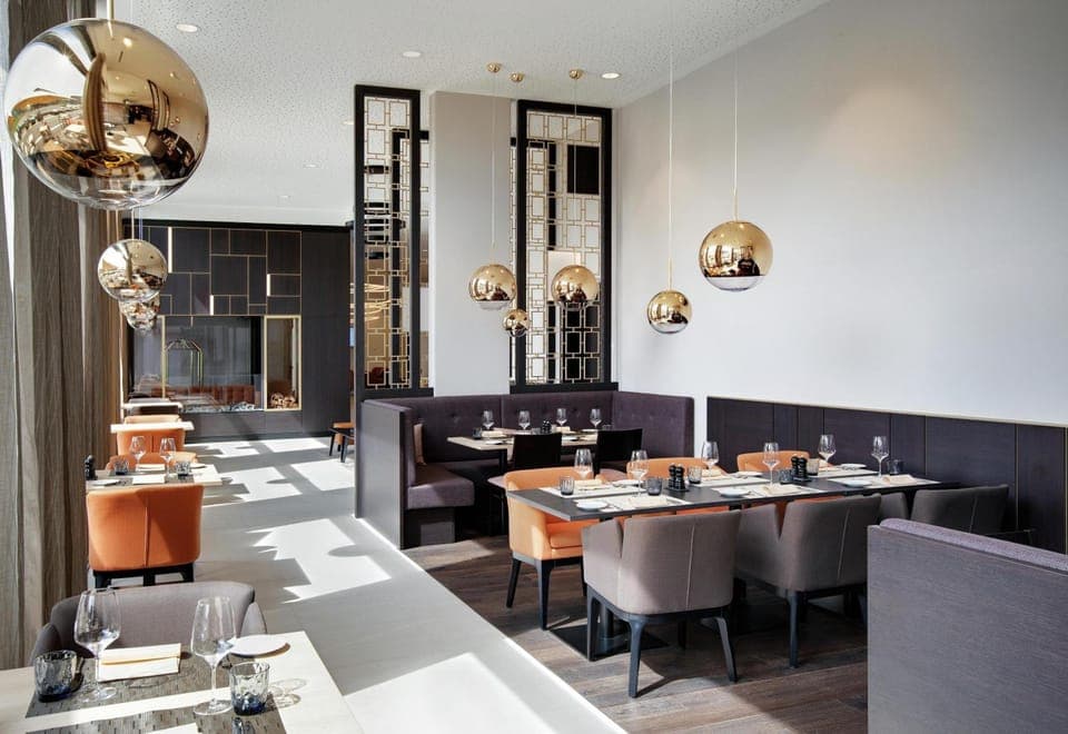 Bar/lounge