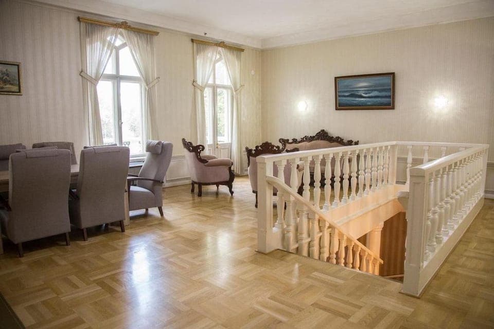 Kartanohotelli Karhulan Hovi Hotel in Finland