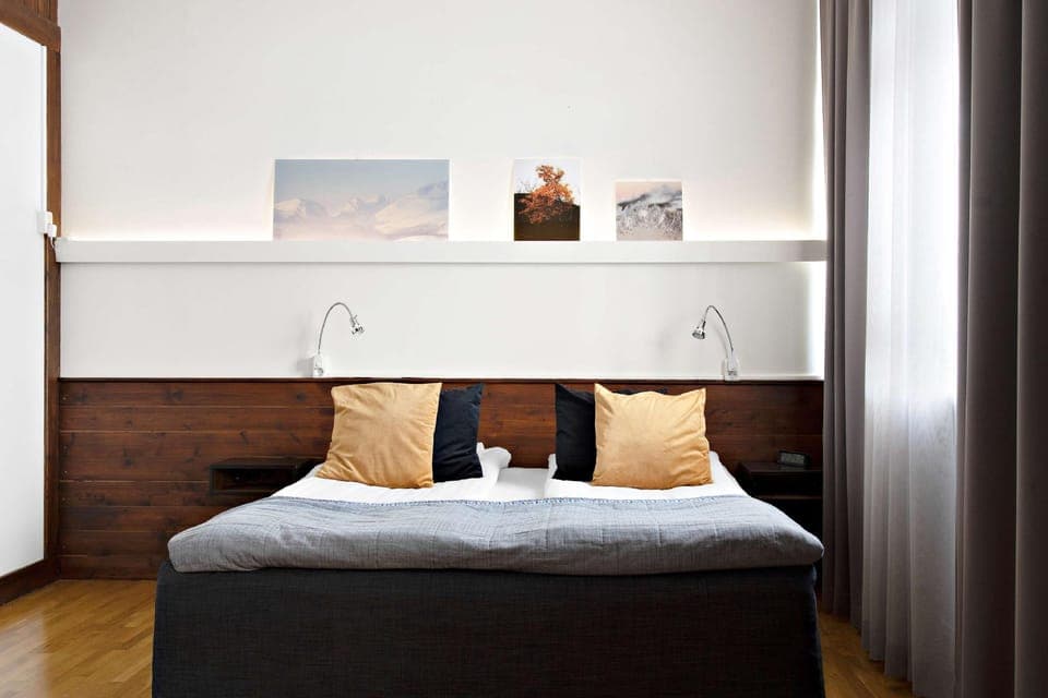 Suite room