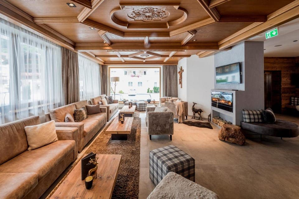 Bar/lounge