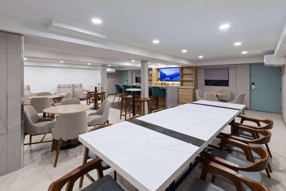 Bar/lounge