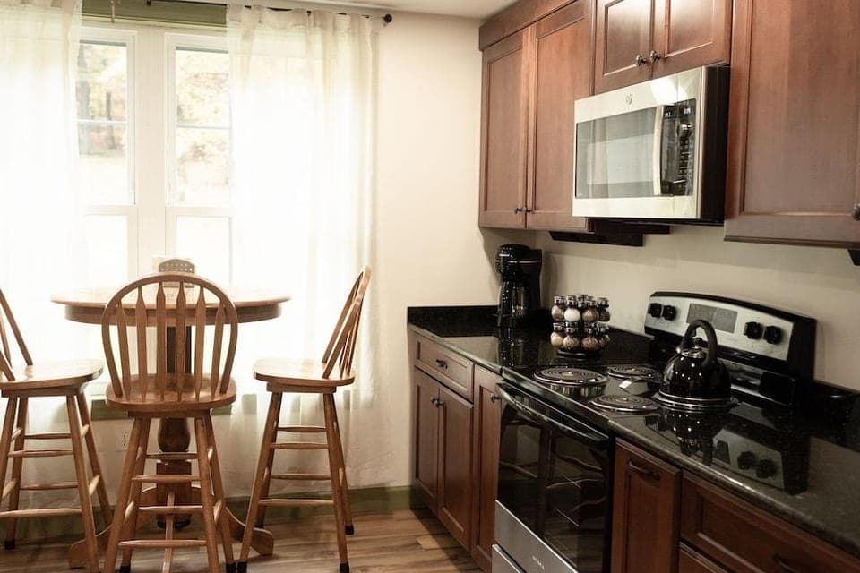 The Village at Houser s Crossing Hotel in Pocono Mountains