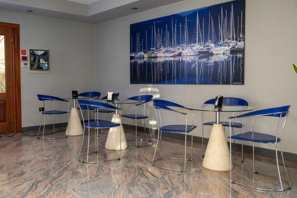 Bar/lounge