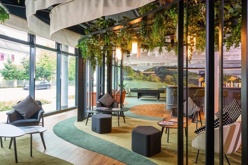 Bar/lounge