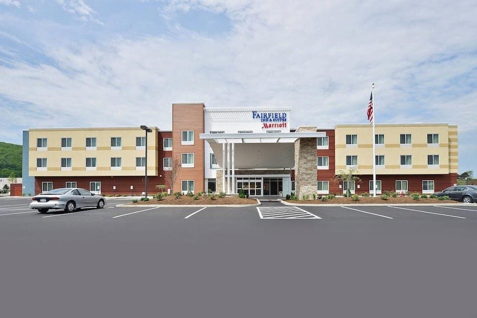 Fairfield Inn & Suites Elmira Corning Hotel in Pennsylvania