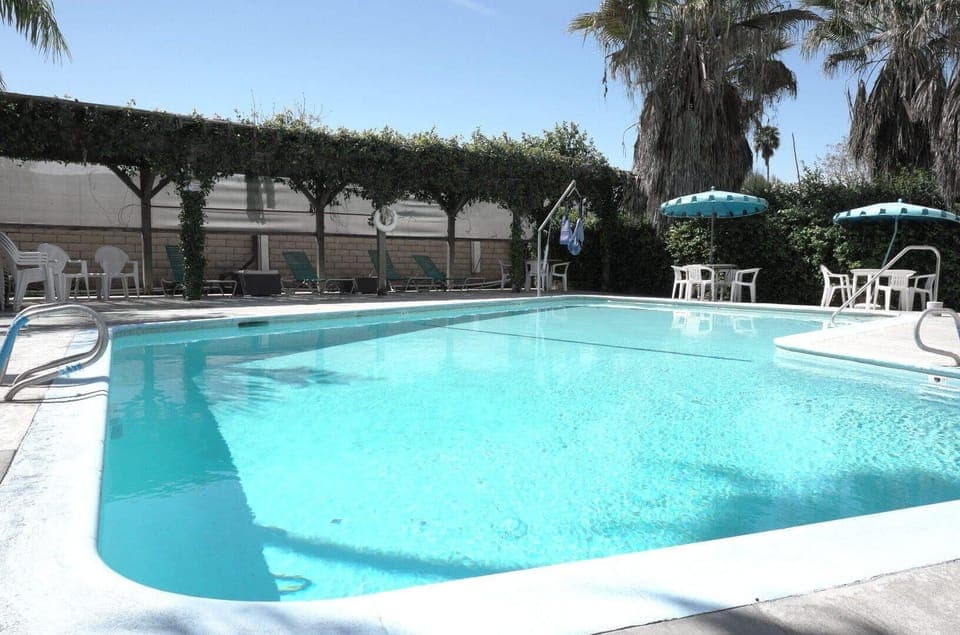 Elsinore Hot Springs & Lodge Hotel in Lake Elsinore