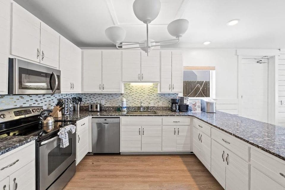 Beach House - Family Tides by PHG Hotel in Laguna Beach