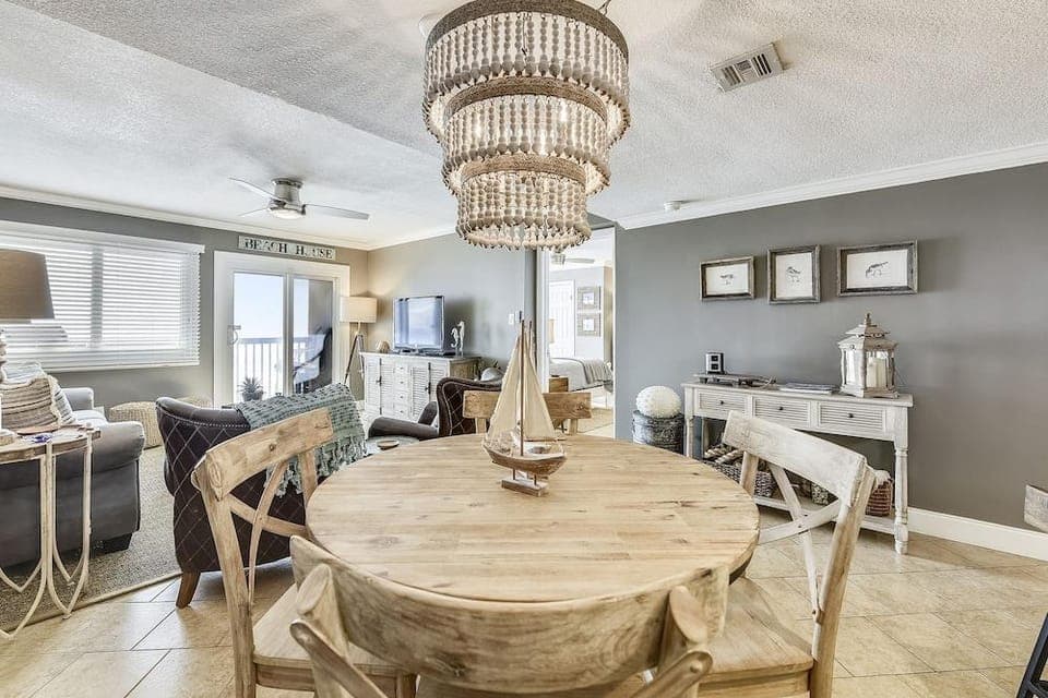 Pinnacle Port by Book That Condo Hotel in Carillon Beach