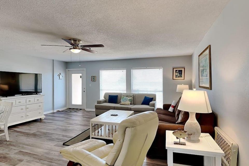 Island Mist B Hotel in Okaloosa Island