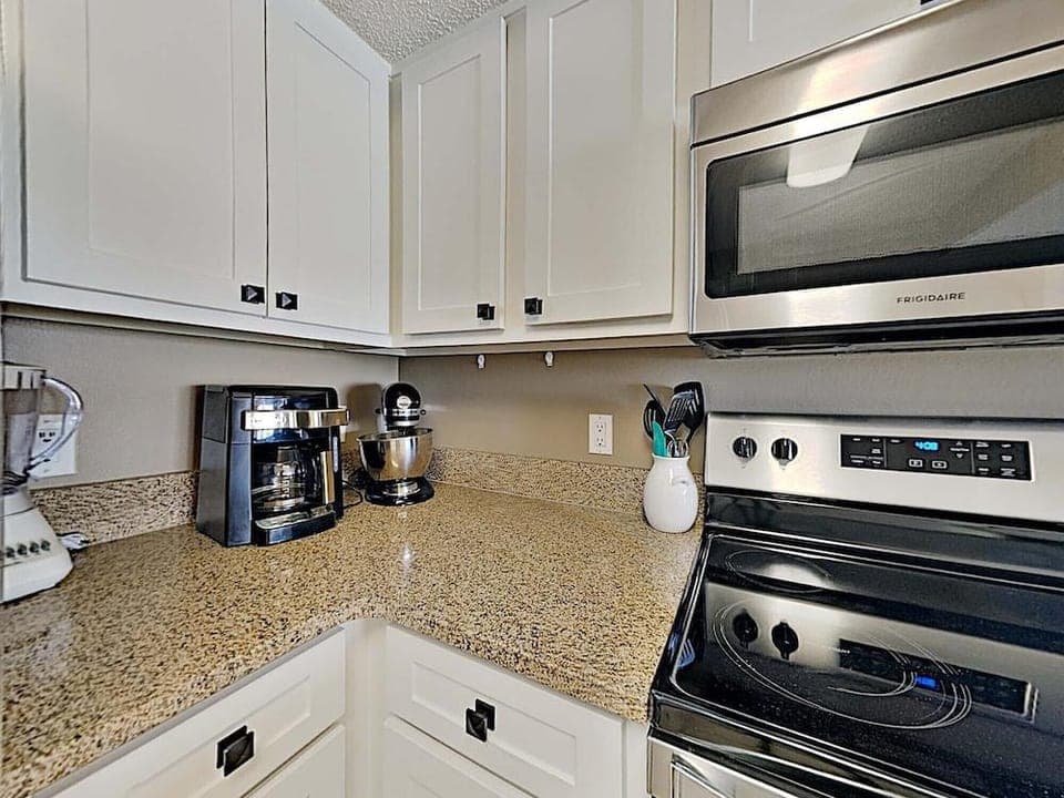 Gulf Dunes by Southern Vacation Rentals Hotel in Okaloosa Island
