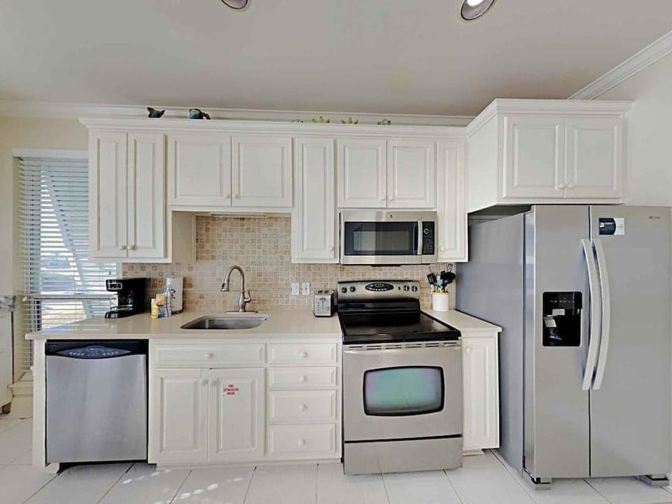 Destiny Beach Villas by Southern Vacation Rentals Hotel in Destin