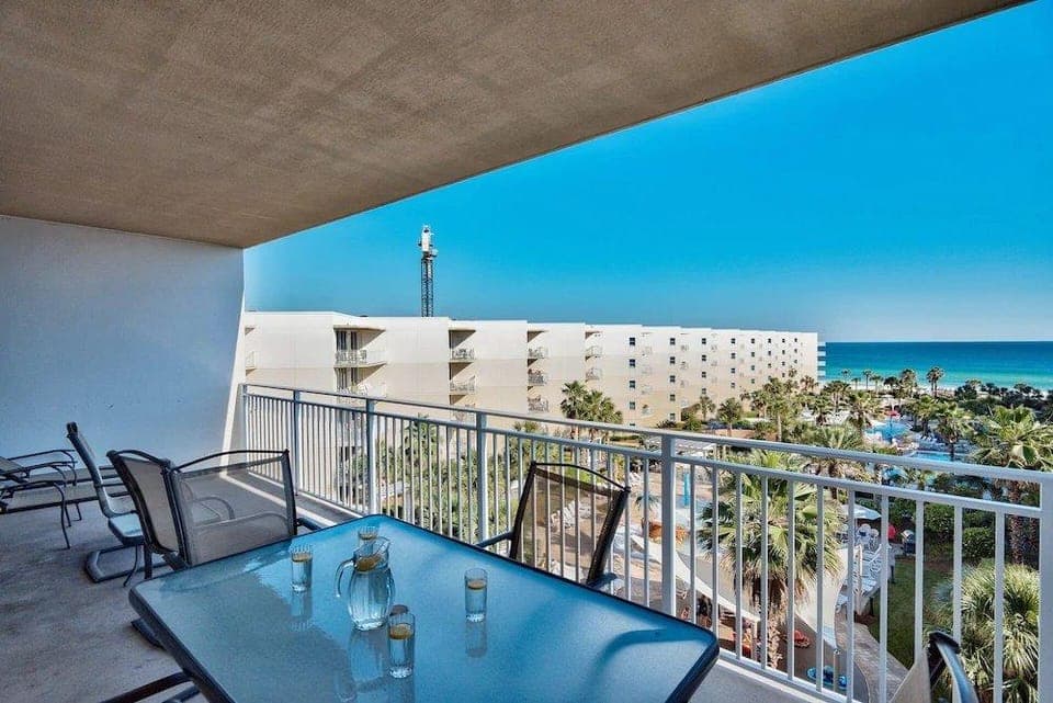Waterscape by Southern Vacation Rentals Hotel in Okaloosa Island