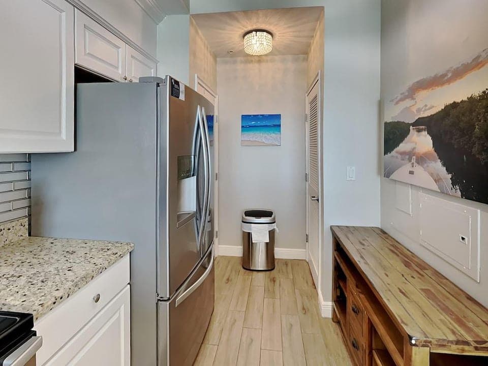 Water's Edge by Southern Vacation Rentals Hotel in Okaloosa Island