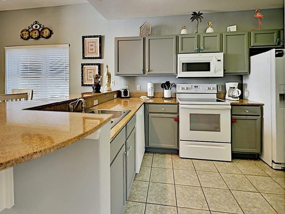 Water's Edge by Southern Vacation Rentals Hotel in Okaloosa Island