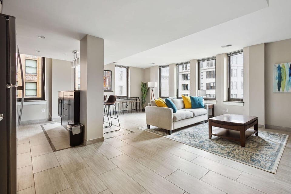 Modern Downtown Apartment Hotel in Windsor