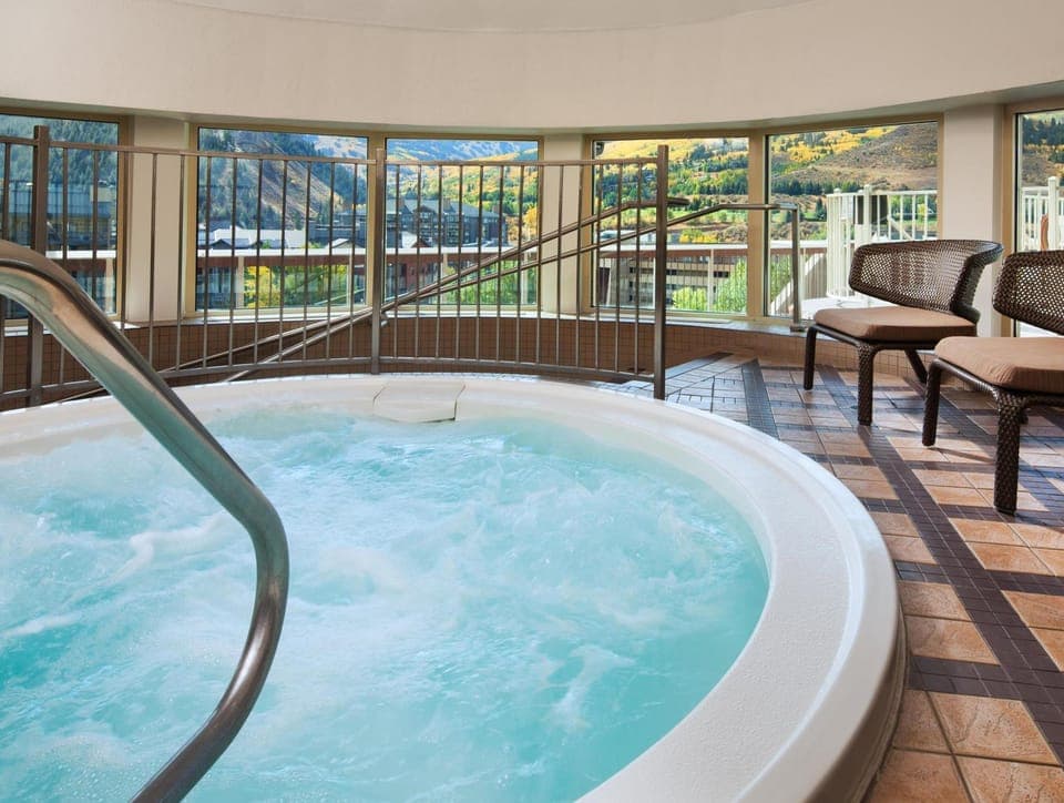 Hot tub