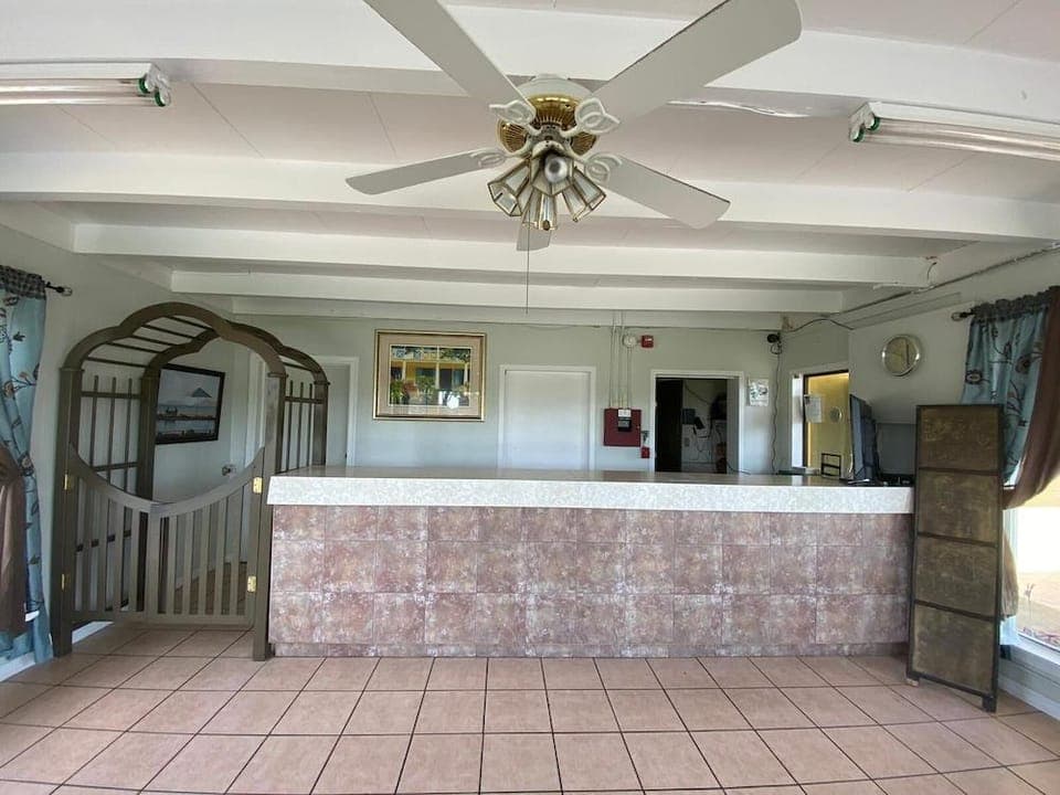 Economy Suites Hotel in Winter Haven