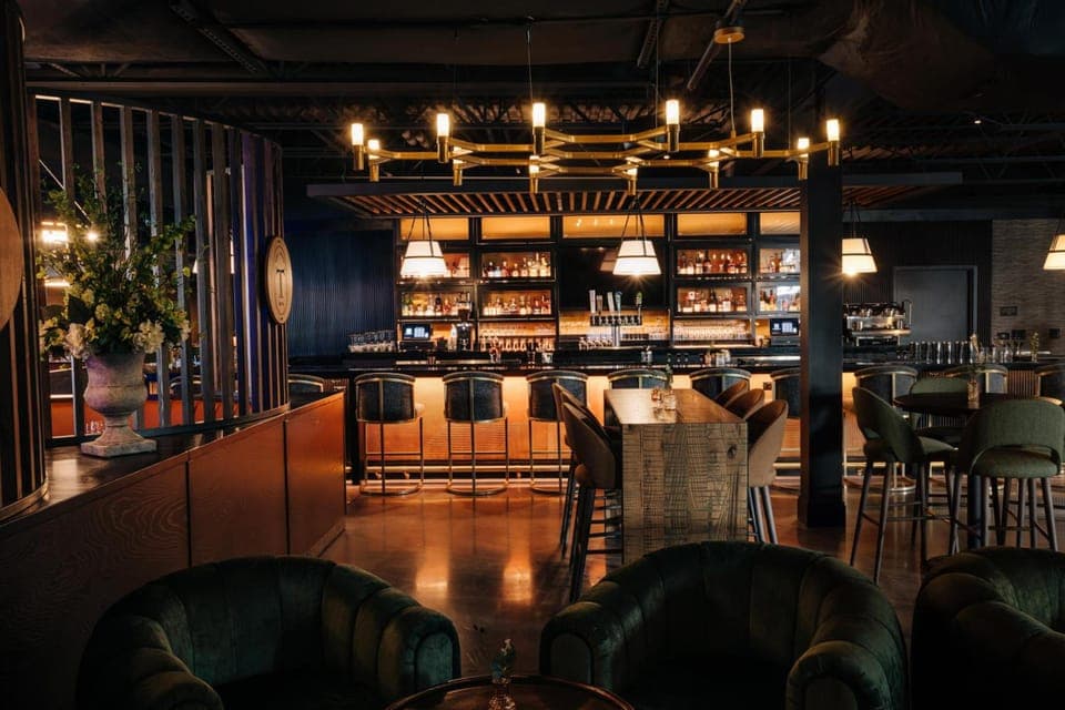 Bar/lounge