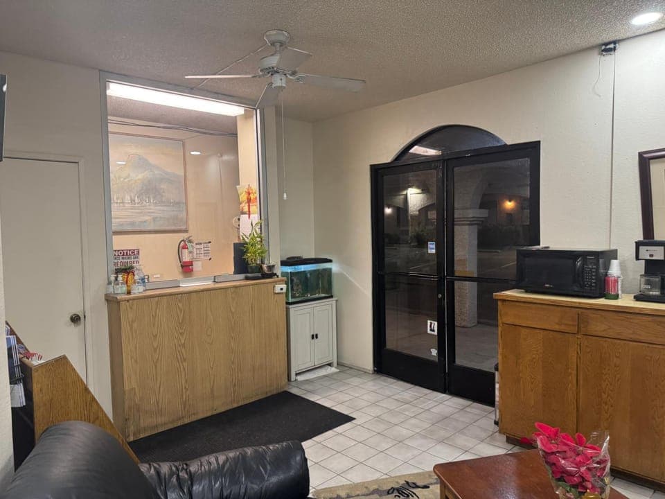 Best Star Inn Hotel in Commerce