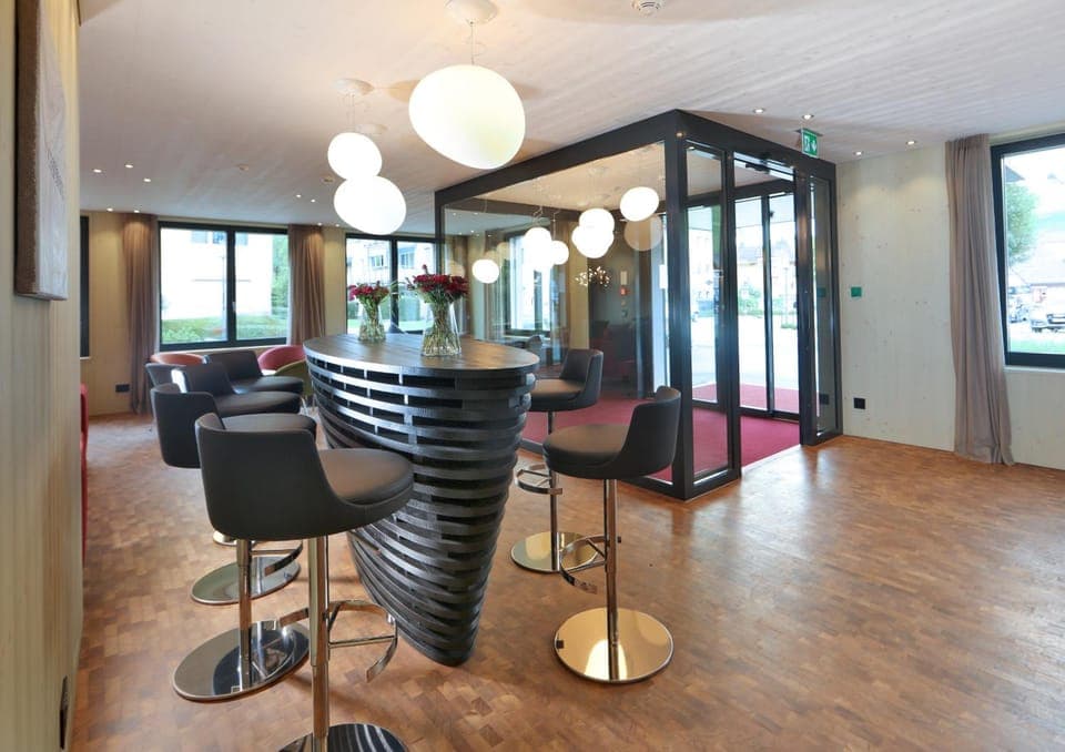 Shared lounge/TV area