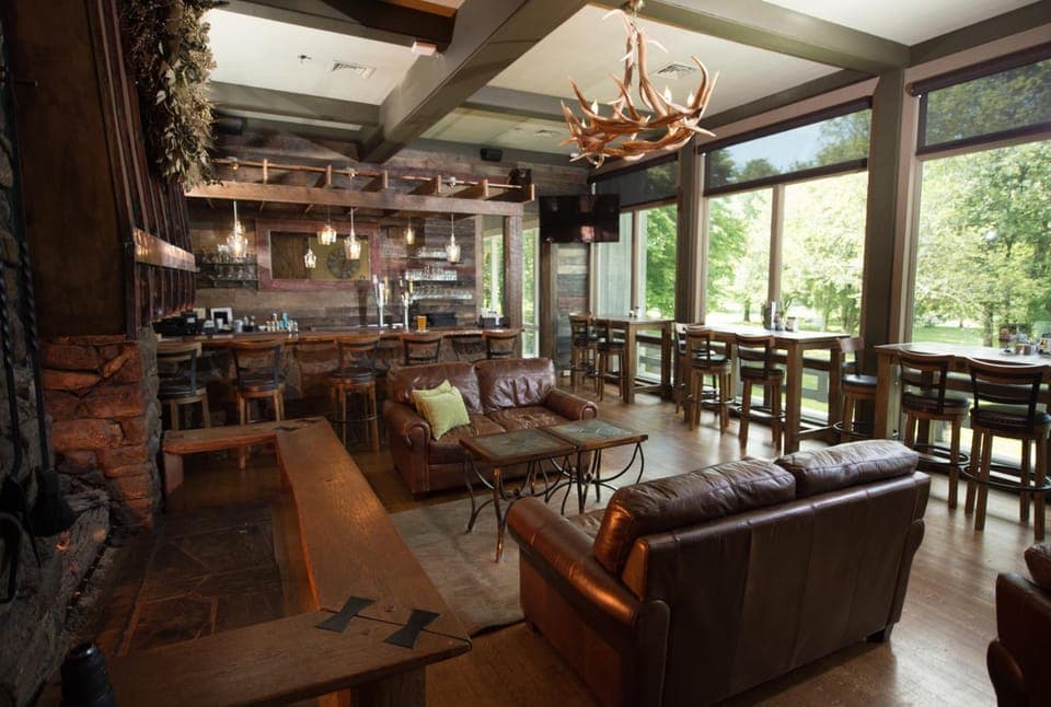 Peaks of Otter Lodge Hotel in Shenandoah Valley