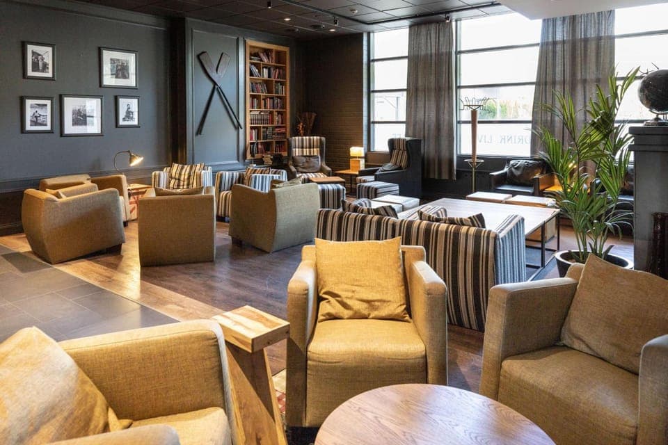 Bar/lounge
