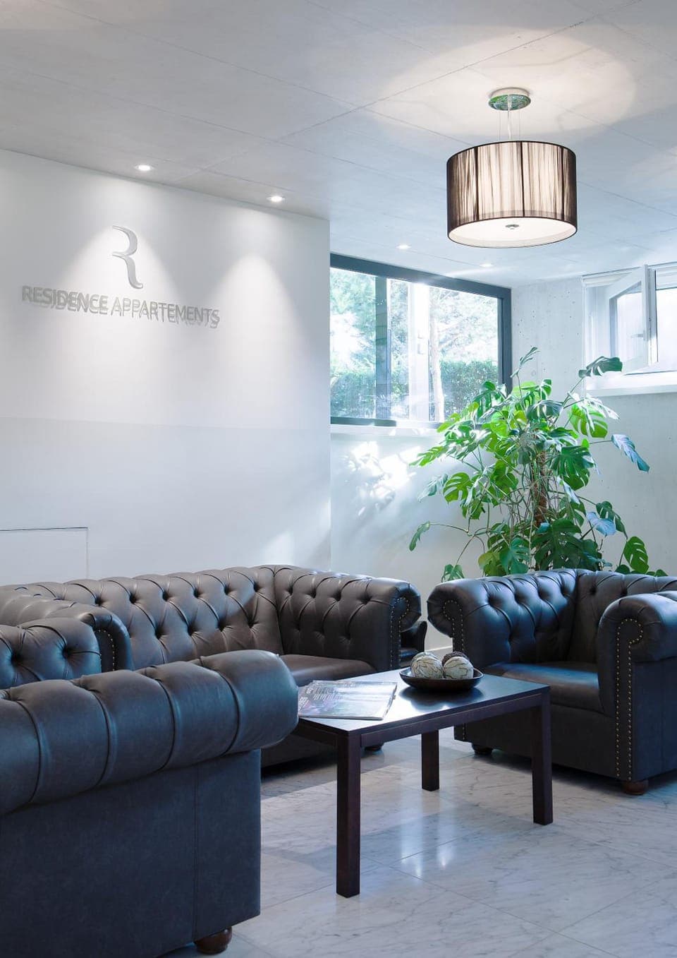 Shared lounge/TV area