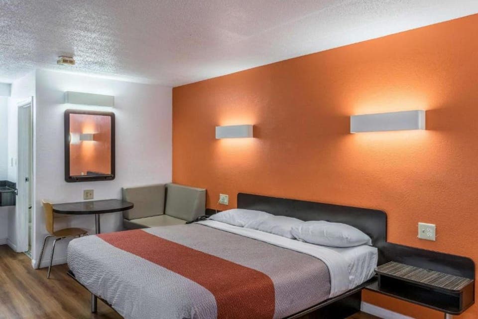 Motel 6 Stanton, CA - Anaheim West Hotel in Stanton