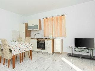 Apartments Marinko Hotel in Šibenik-Knin County, Croatia