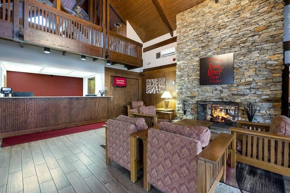 Hazleton Inn & Suites Hotel in Luzerne County