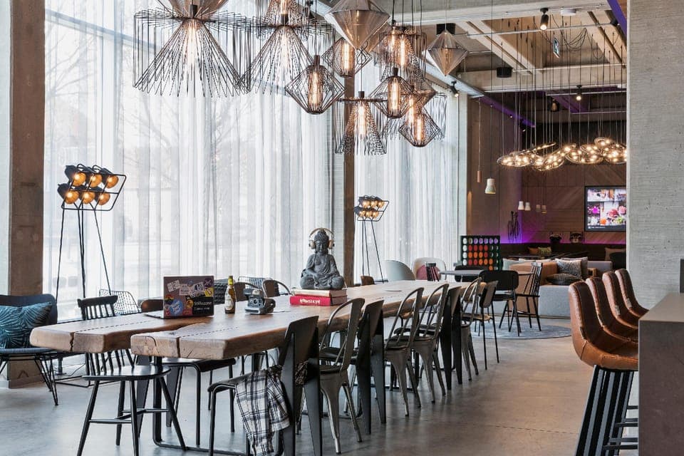 Bar/lounge