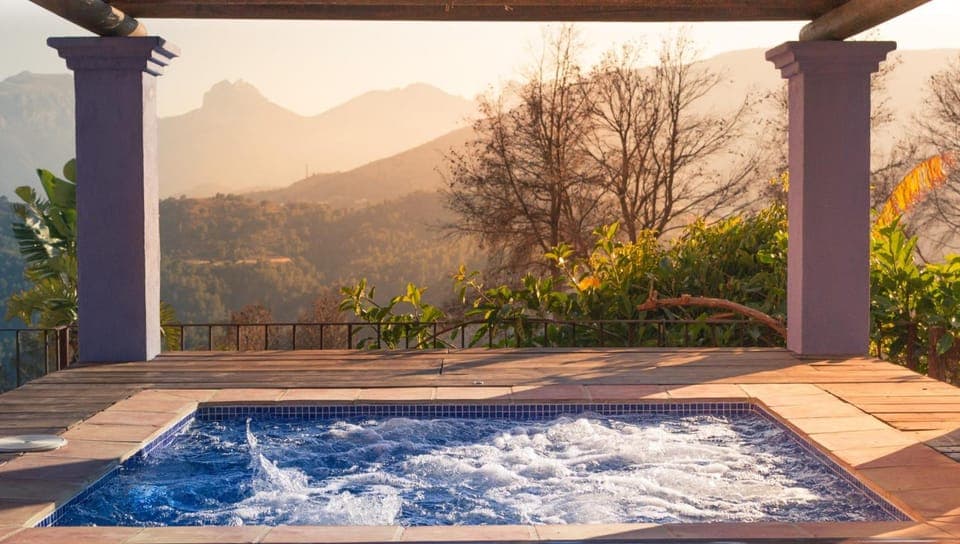 Hot spring bath