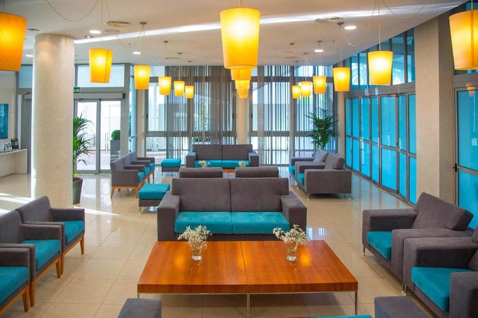 Bar/lounge