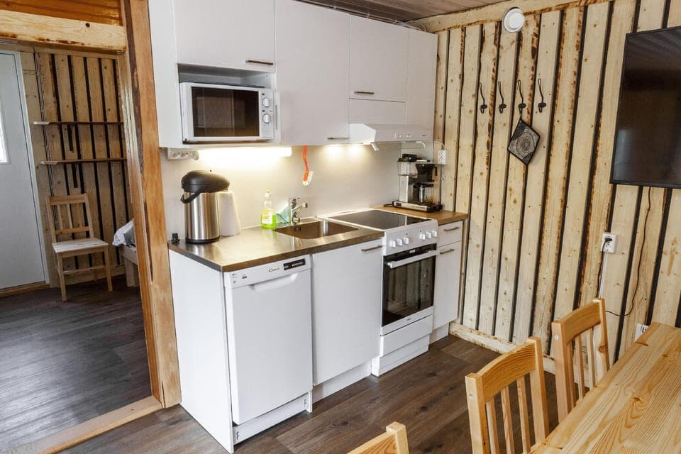 Peace and Privacy Travel - Aulanko Lake Hide-out Hotel in Finland