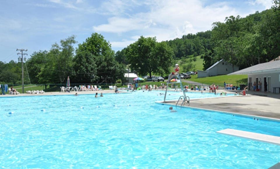 Swimming pool