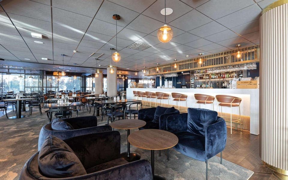 Bar/lounge