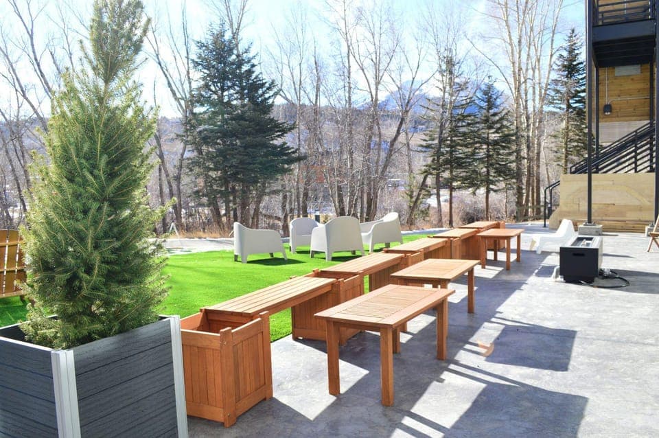 The Block Hotel & Commons Hotel in Silverthorne